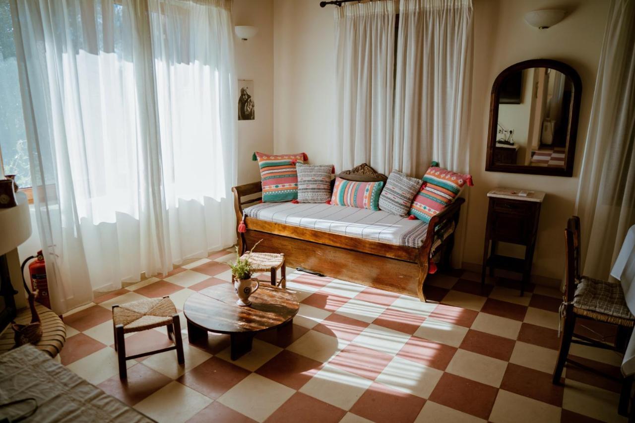 Traditional Stone House In Seafront Olive Grove A * Alyfanta